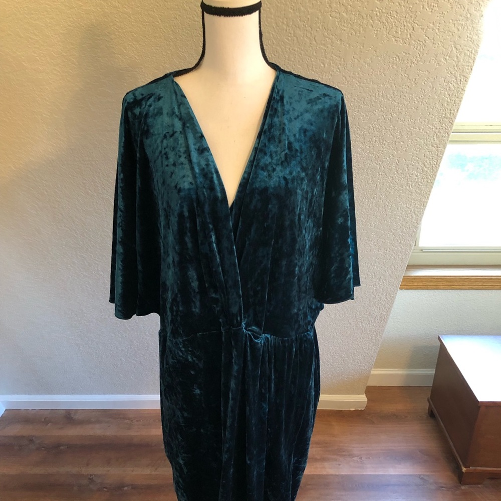 Beautiful blue velvet dress